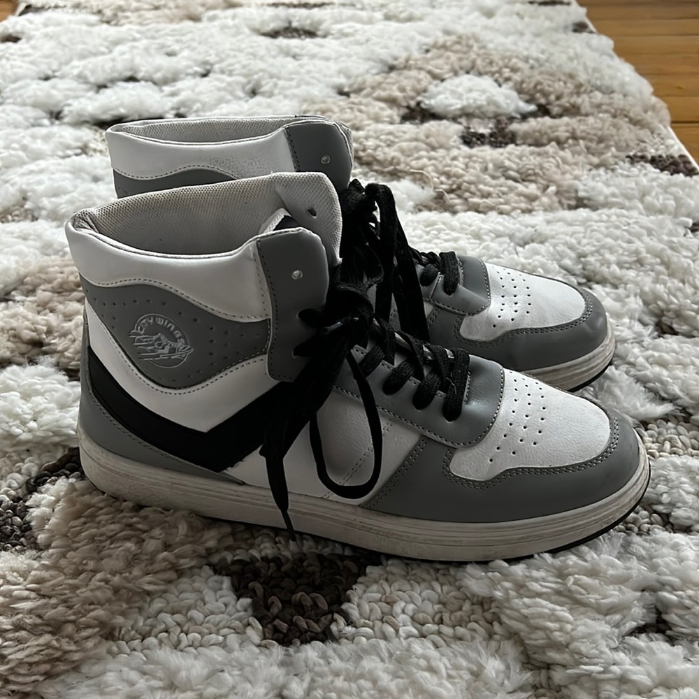 Pony youth size 10 high top sneakers